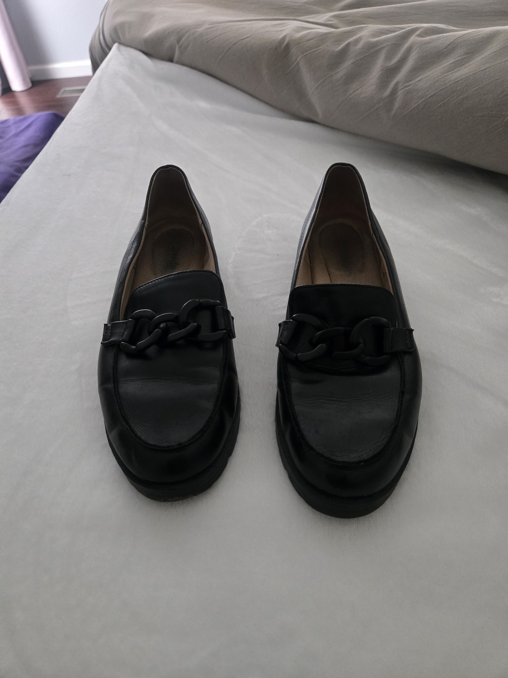 Black Chain-Accent Women's Loafers
